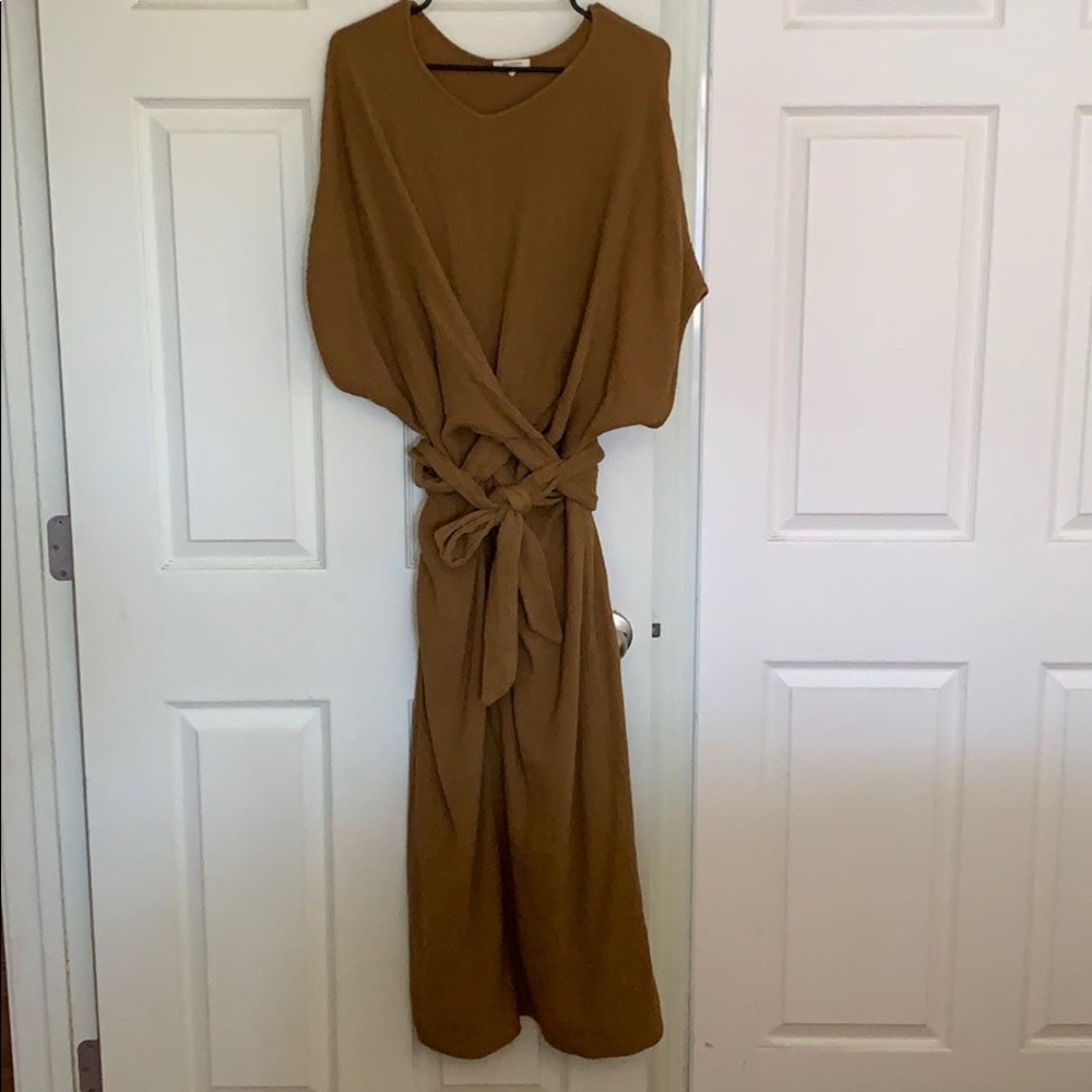 Suunday dolman dress size small in Tapenade